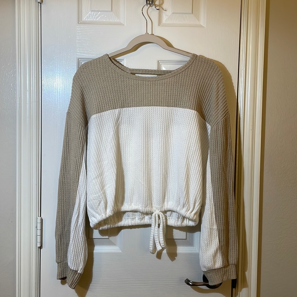 Hollister White and Tan Sweater